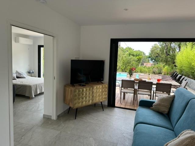 פאבונה Residence Mare E Monte מראה חיצוני תמונה