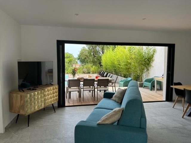 פאבונה Residence Mare E Monte מראה חיצוני תמונה
