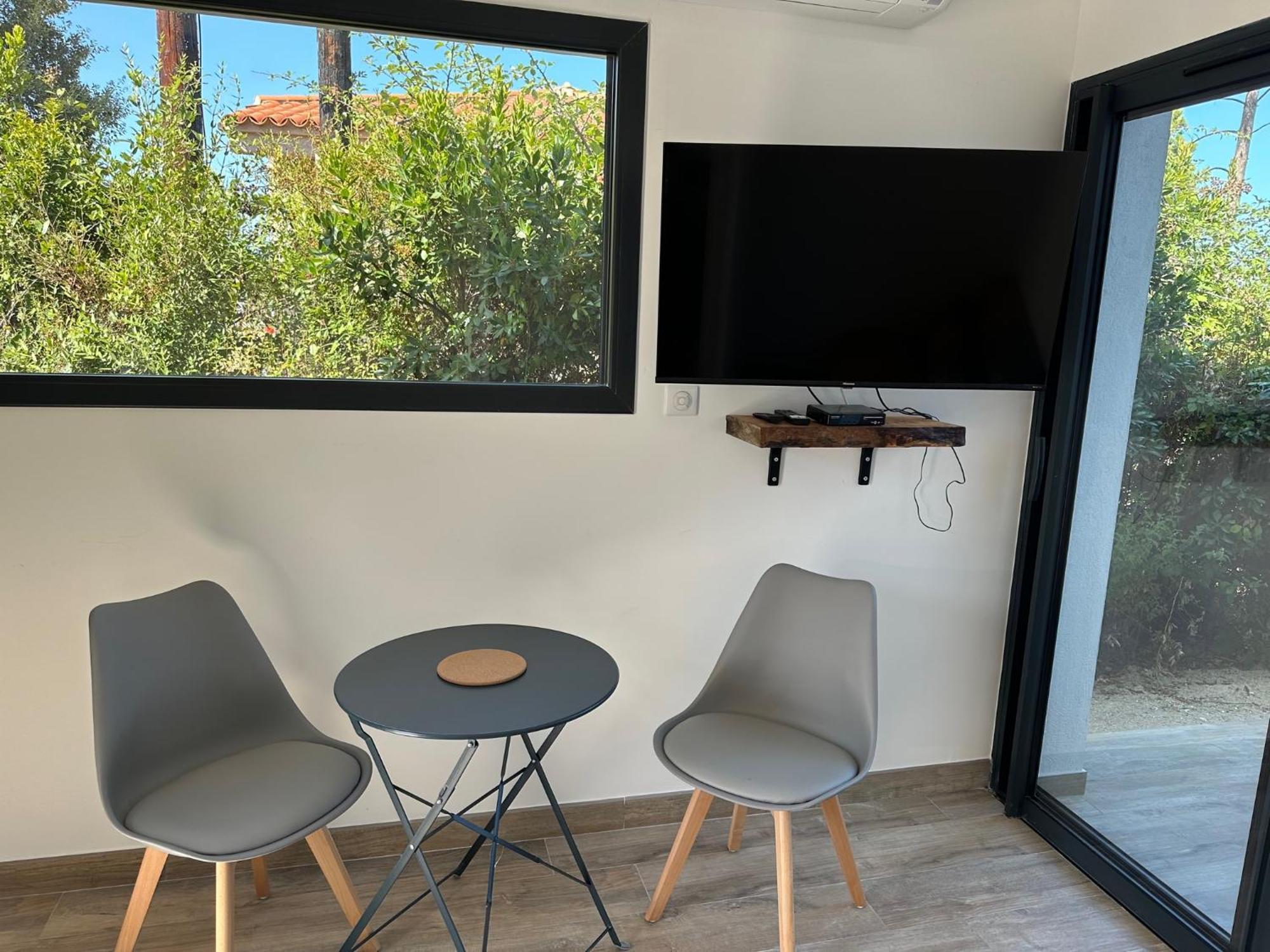 פאבונה Residence Mare E Monte מראה חיצוני תמונה