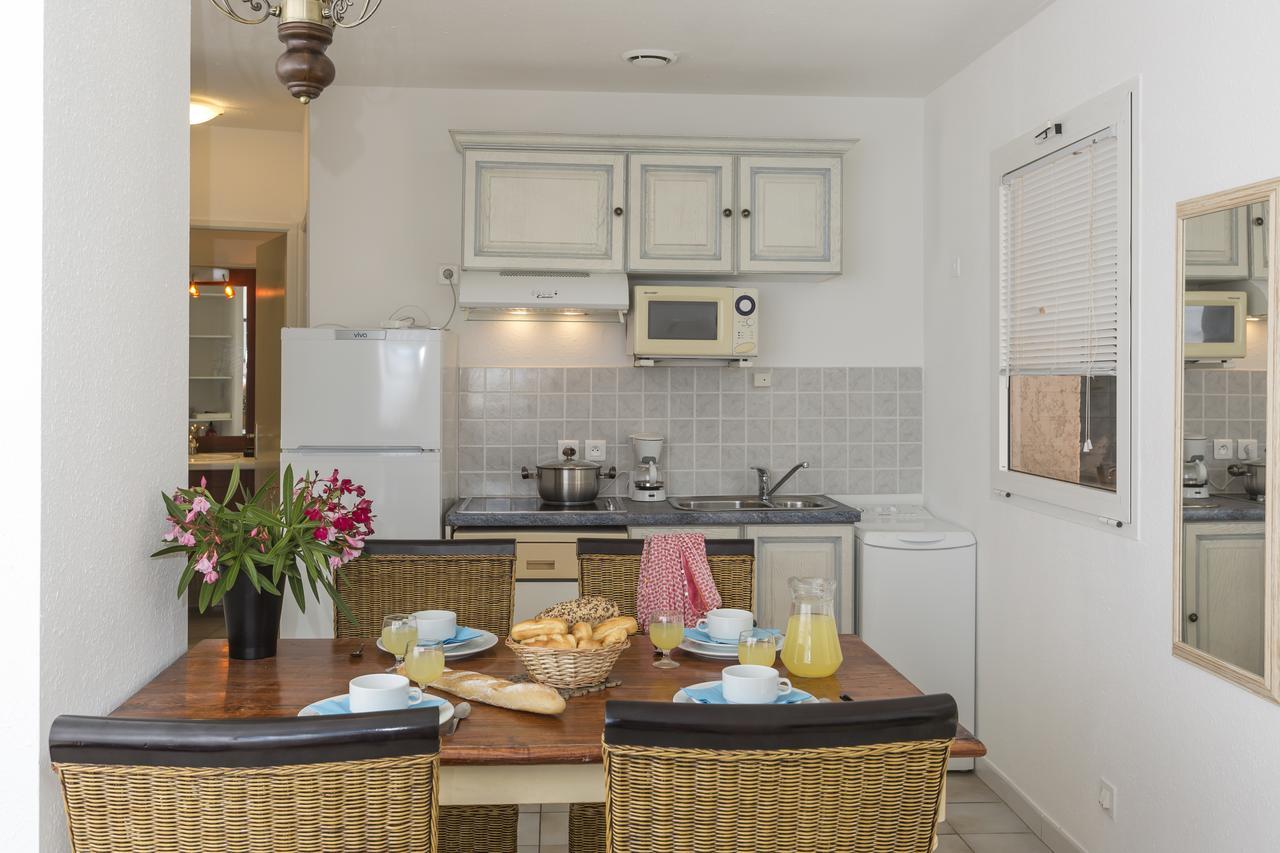 פאבונה Residence Mare E Monte מראה חיצוני תמונה