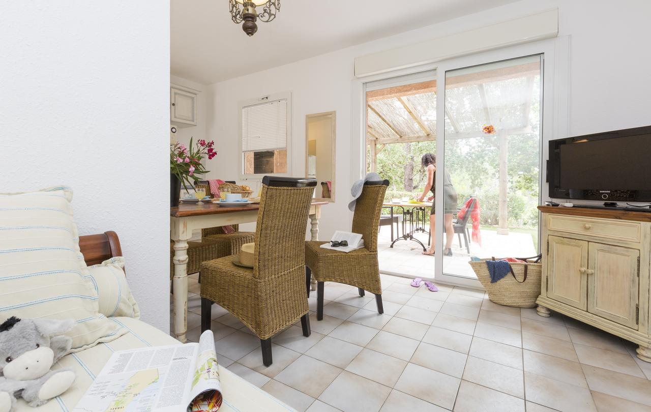 פאבונה Residence Mare E Monte מראה חיצוני תמונה